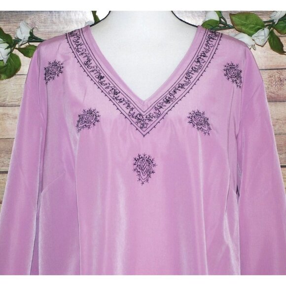 Brylane Woman Collection Purple Lilac Tunic Blouse Size 1X Embroidered V-Neck - Picture 2 of 10